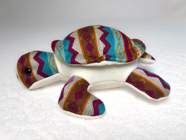 Yaku - Peluche bordado a mano