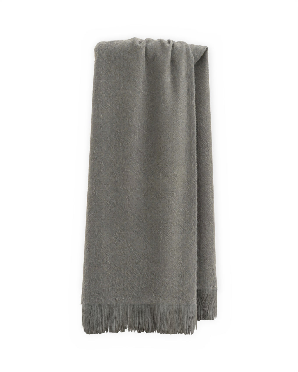 Chal de alpaca Humo Suave colgado
