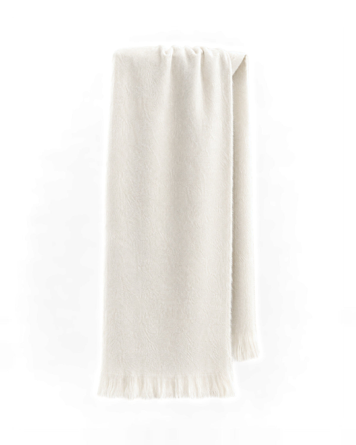 Chal de alpaca Marfil Natural colgado