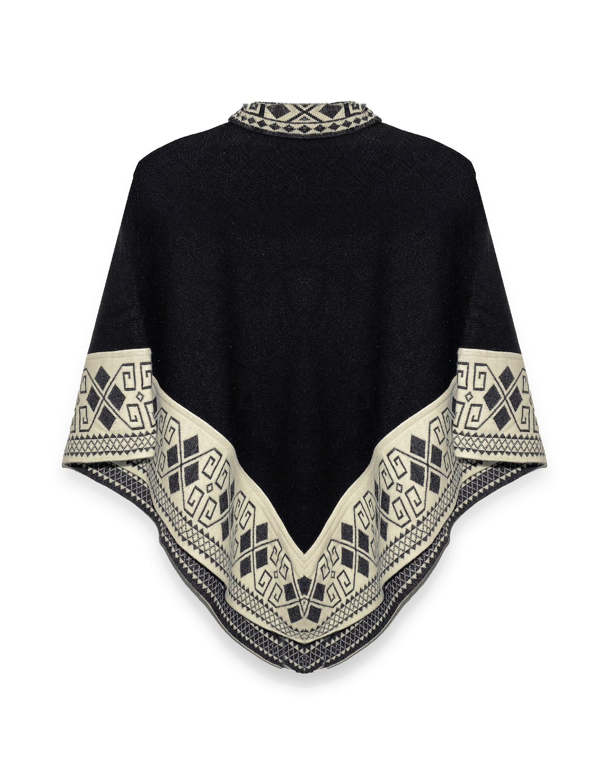 Poncho Lluvia Nocturna negro visto de espalda, con borde crema de rombos y cuello alto estampado
